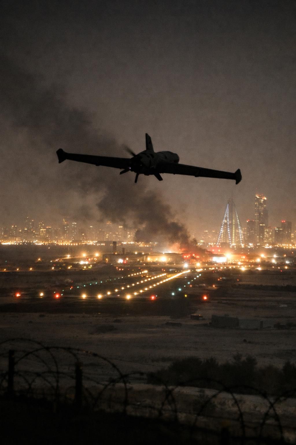 heboh! drone kamikaze iran melancarkan serangan ke pangkalan pesawat intai as di bahrain. simak berita terbaru dan perkembangan terkini hanya di detiknews.